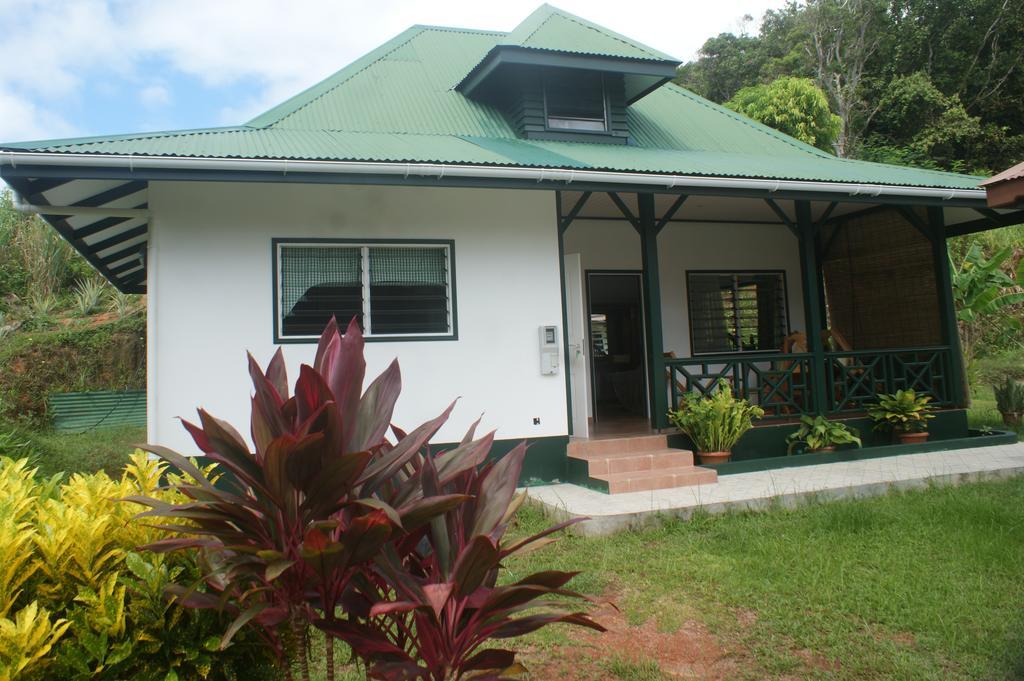 La Bel Zilwaz Guesthouse La Digue Exteriör bild